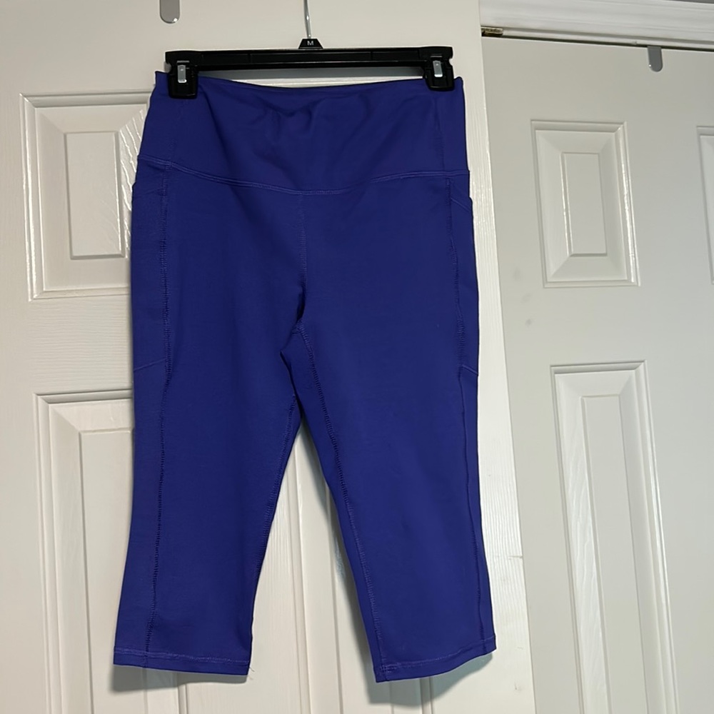 DSW cropped compression workout pants EUC
